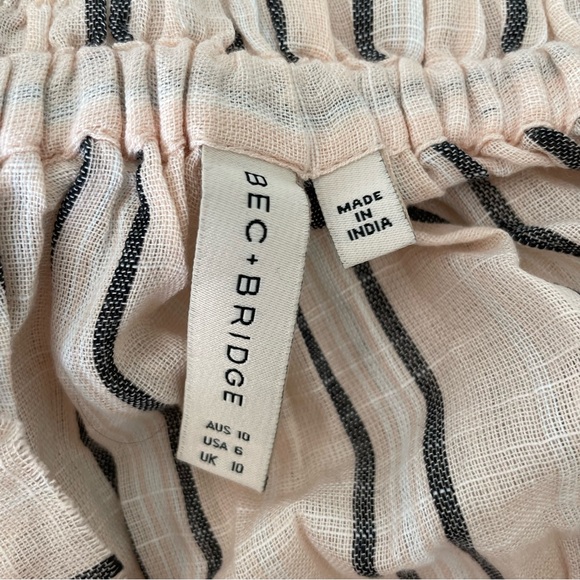 Bec & Bridge crop top with sleeves - Picture 3 of 4